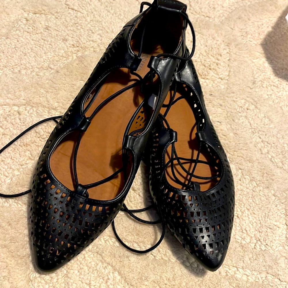 Mossimo nude flats, size 8 1/2
